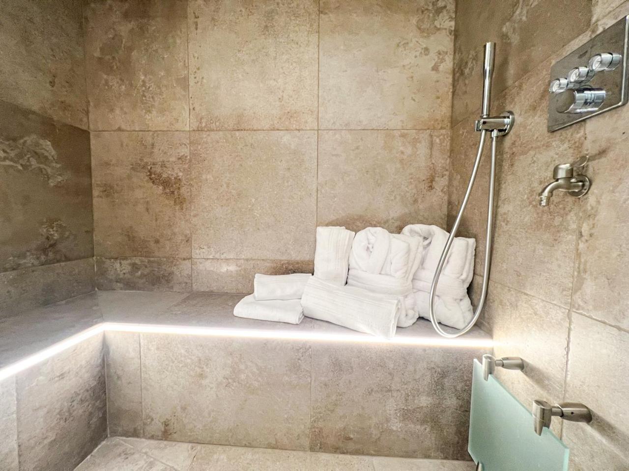 Le Switch Souplex Avec Hammam Privatif Apartment Lille Exterior photo